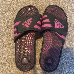 Adidas pink slides